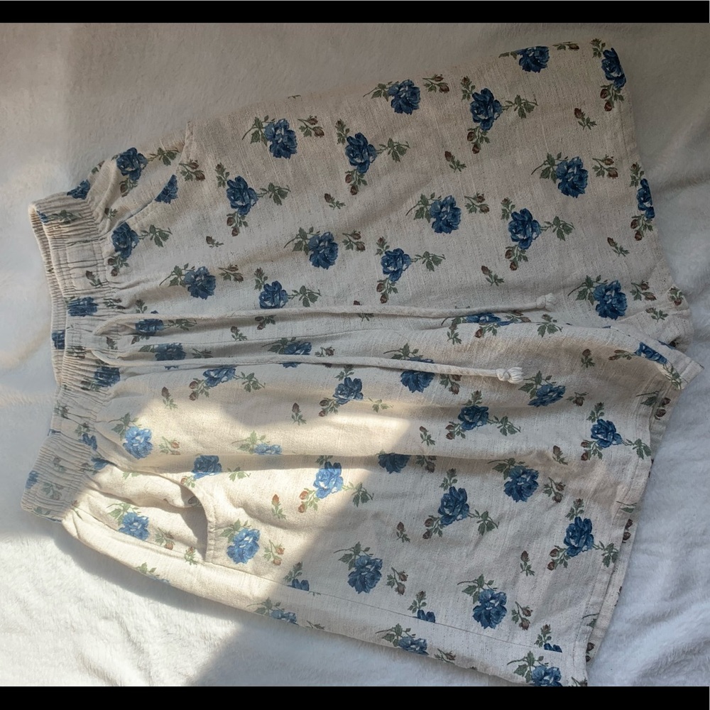 long printed flower shorts✨